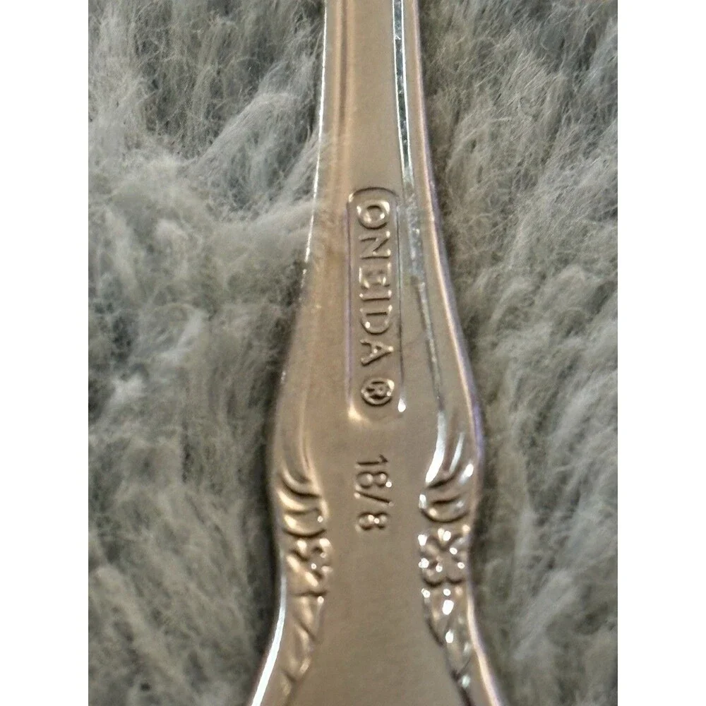 Oneida Stainless Chateau 2 Spoons - Picture 6 of 8
